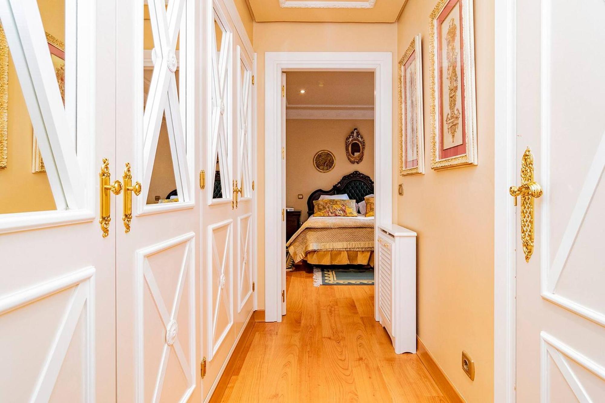 Colon Suites Madrid Exterior foto